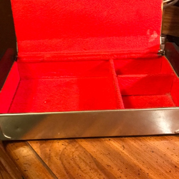 Box for man - Picture 3 of 4